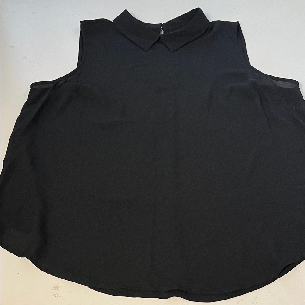 Who What Wear Large Black Sleeveless Collared Sheer Tank Top